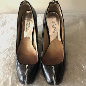 MICHAEL Michael Kors Black Wedge Zipper Detail Sz8